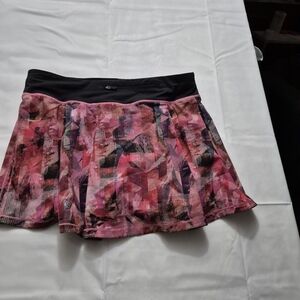 Lululemon Athletica Pink Patterned Mini Skirt size 8 Tall